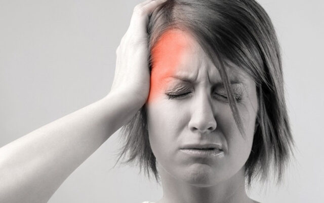 Cảm giác đau nhói một bên đầu (Nguồn: Internet)