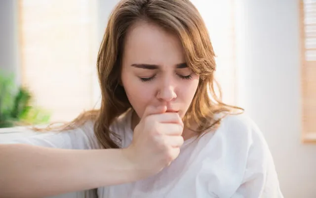 Ho dai dẳng là dấu hiệu ung thư phổi giai đoạn đầu phổ biến (Nguồn: Internet)