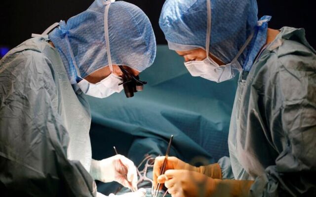 Điều trị ung thư trực tràng bằng phẫu thuật (Nguồn: Internet)