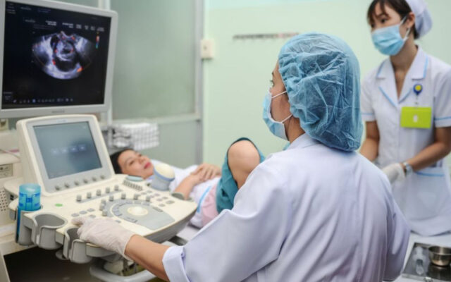 Các bệnh viện hàng đầu áp dụng công nghệ hiện đại giúp phát hiện ung thư buồng trứng sớm (Nguồn: Internet)