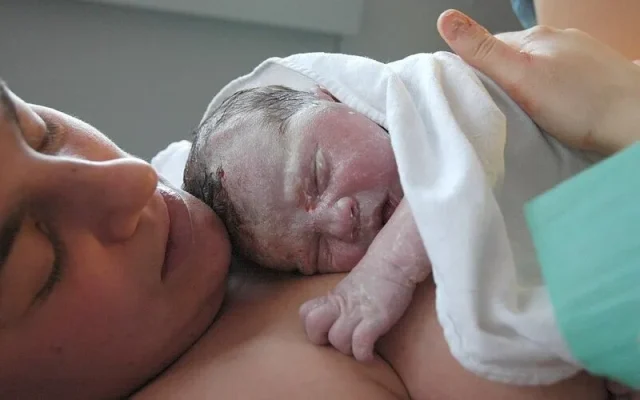 Ung thư cổ tử cung có thể sinh con không (Nguồn: Internet)