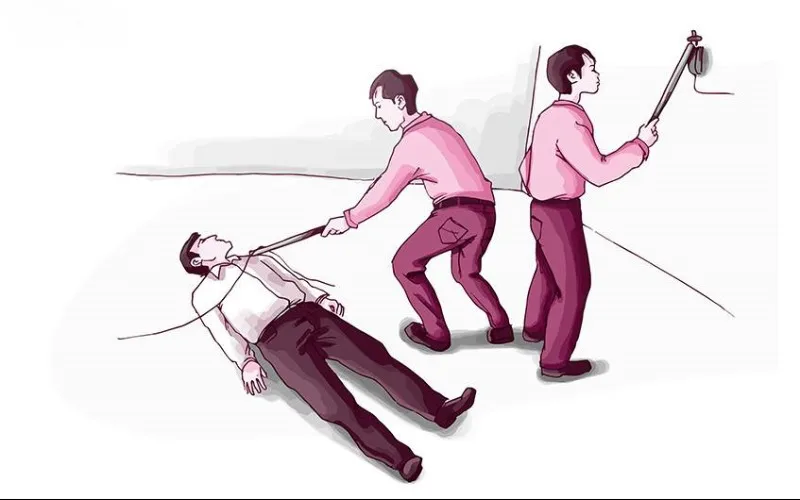 Tách nạn nhân khỏi nguồn điện (Nguồn: Internet)